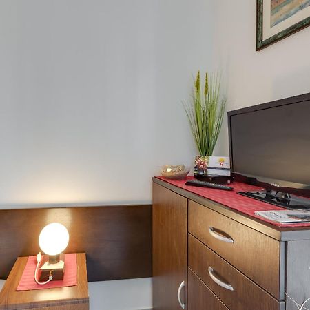 Apartment House Matosevic بوريتش الغرفة الصورة