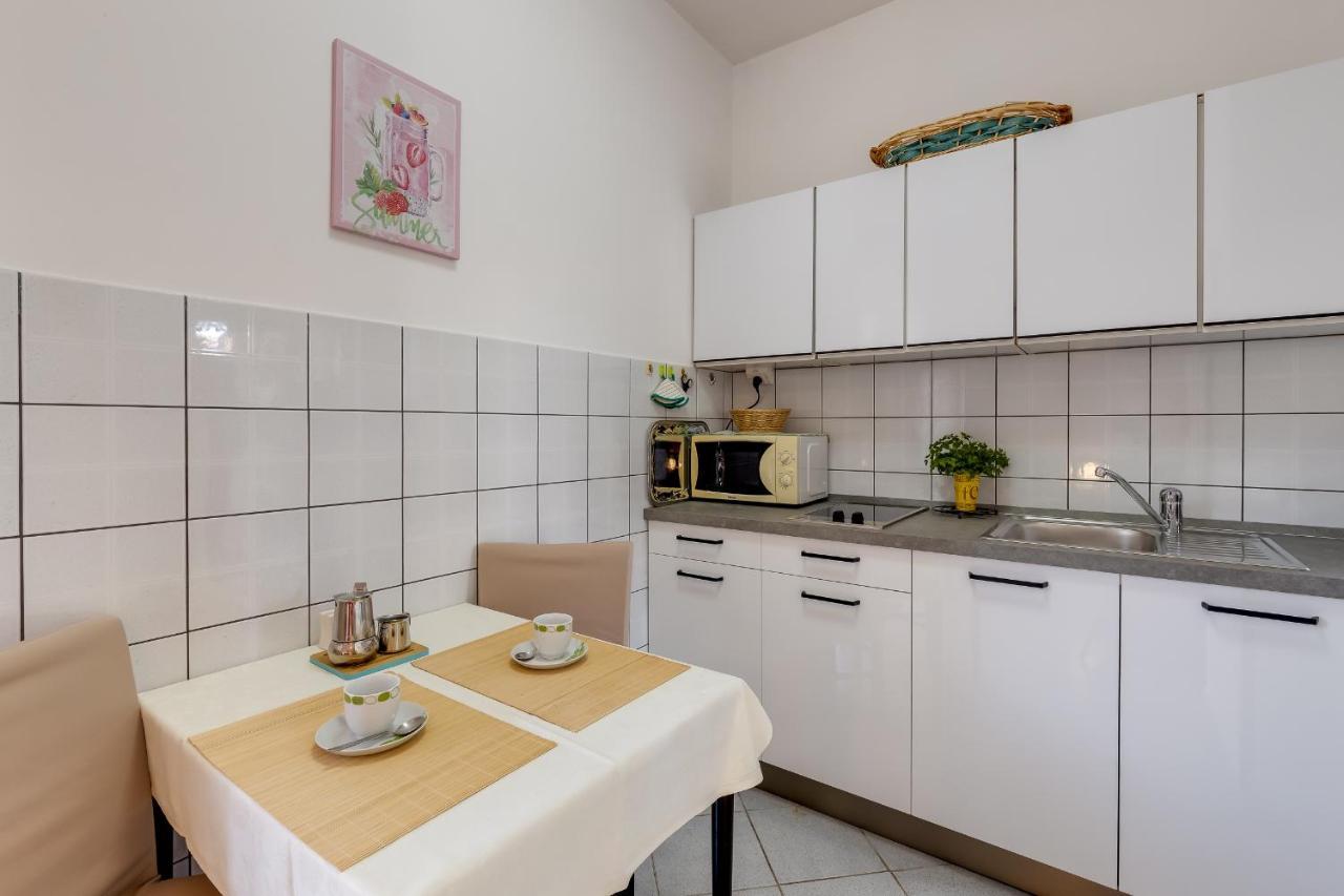 Apartment House Matosevic بوريتش المظهر الخارجي الصورة