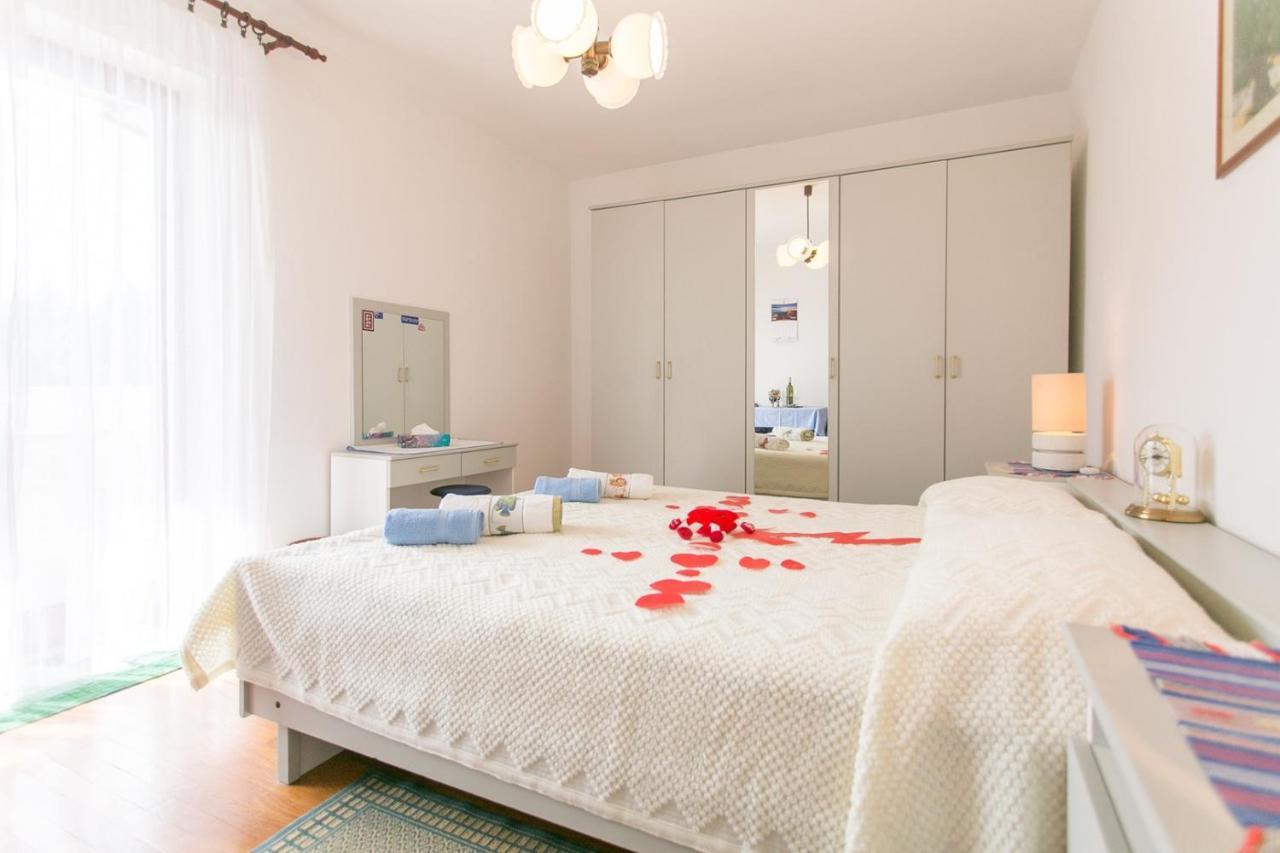 Apartment House Matosevic بوريتش الغرفة الصورة
